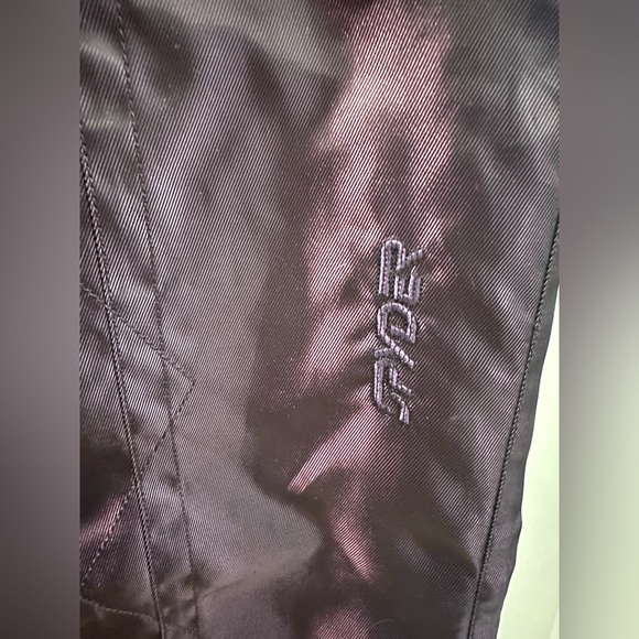 Women’s Spyder ski outfit - Picture 13 of 16